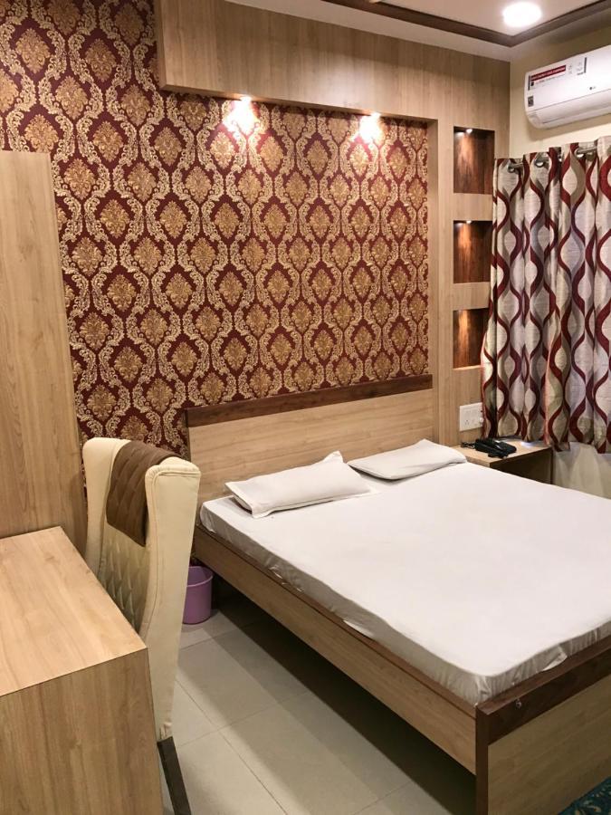 Hotel Natraj Bulandshahr Ngoại thất bức ảnh