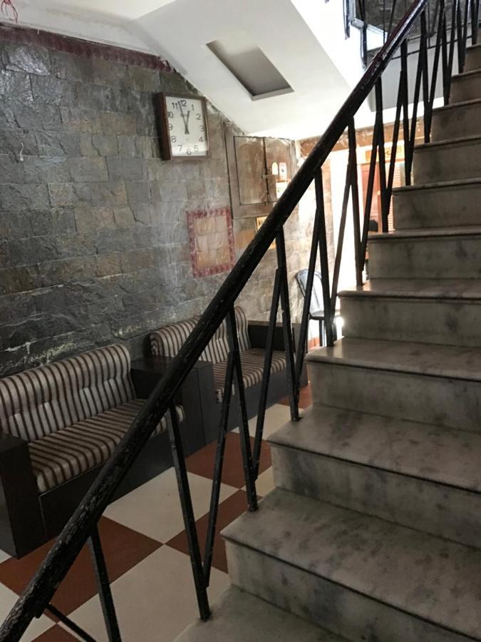 Hotel Natraj Bulandshahr Ngoại thất bức ảnh