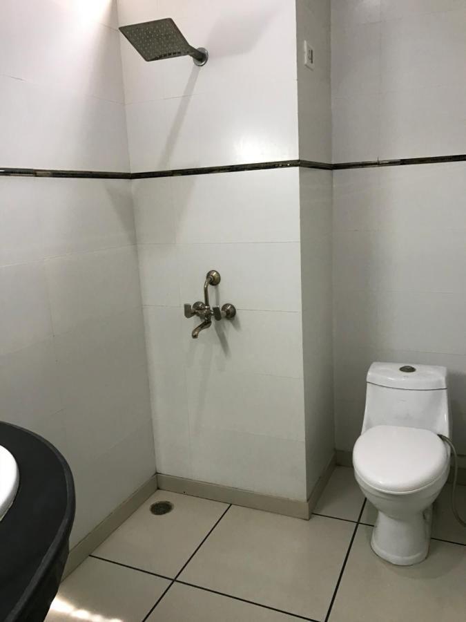 Hotel Natraj Bulandshahr Ngoại thất bức ảnh