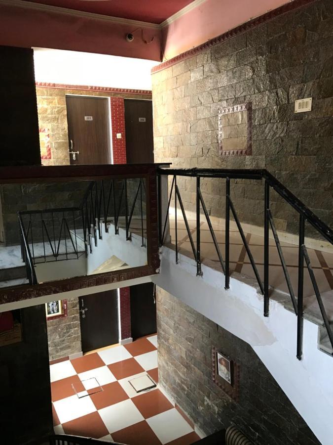 Hotel Natraj Bulandshahr Ngoại thất bức ảnh