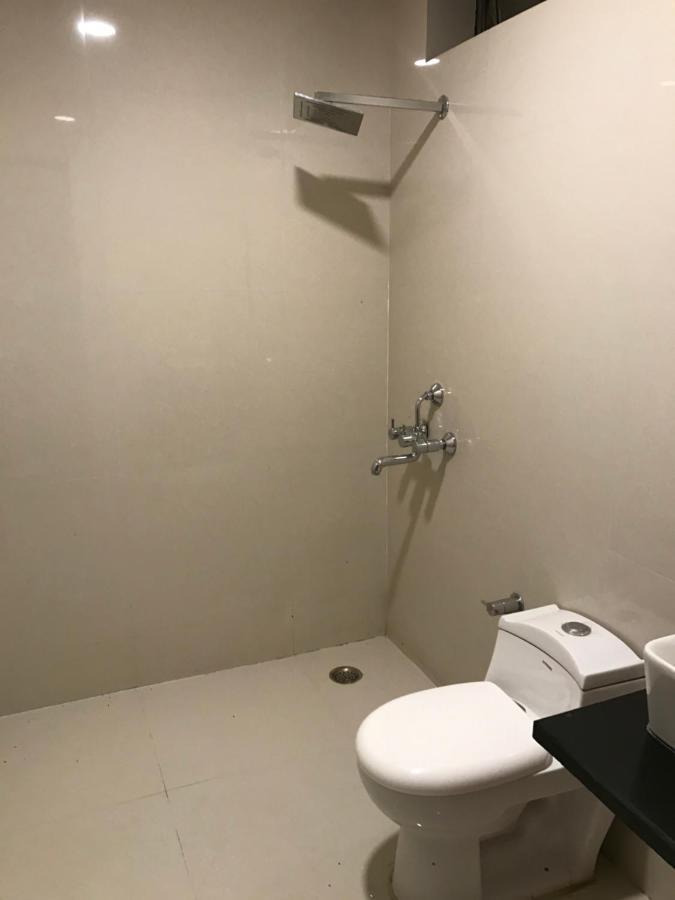 Hotel Natraj Bulandshahr Ngoại thất bức ảnh